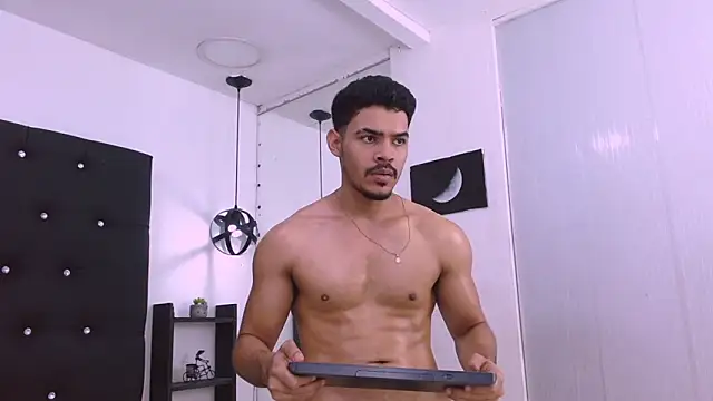 دردشة Dannesh_ الجنسية المباشرة