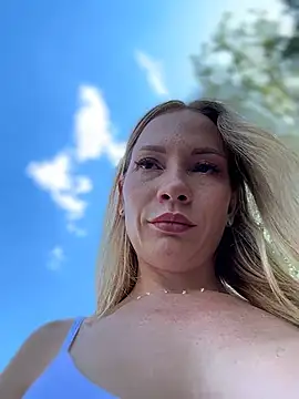 LavenderHot Live XXX-Chat