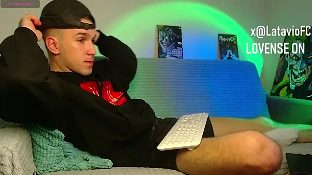 Midnighter_ Live XXX-chat