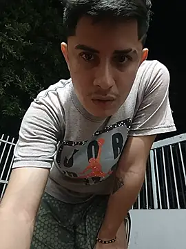 wickedboy_twin1 live XXX chat