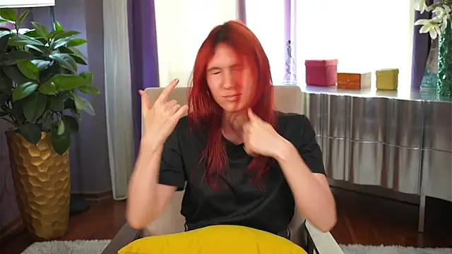 KamalaNewbern Chat XXX in diretta