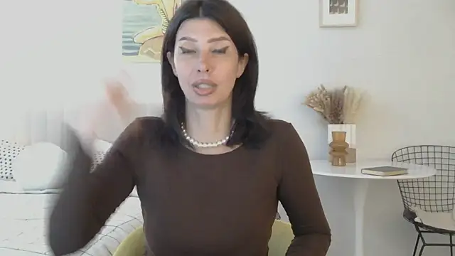 Chat +18 de WhiteQueen888 ao vivo