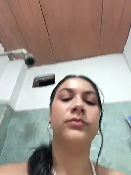 צ'אט XXX בשידור חי של roldanmary
