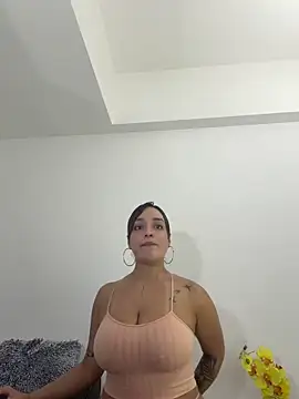 دردشة RenataBrown الجنسية المباشرة