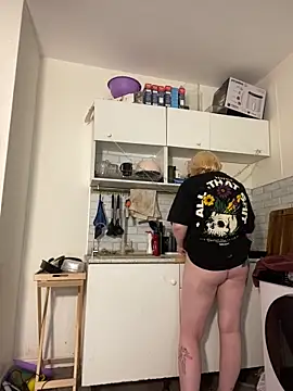 soft_focus live XXX chat