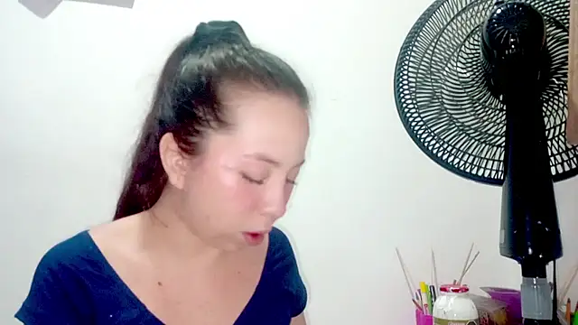 PetiteIvoryQueen19n Live XXX chat