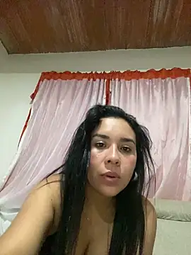 Celeste_Moom27 Live XXX-Chat
