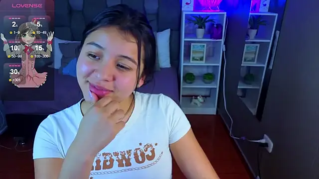 Pixxiie_ Live XXX-chat
