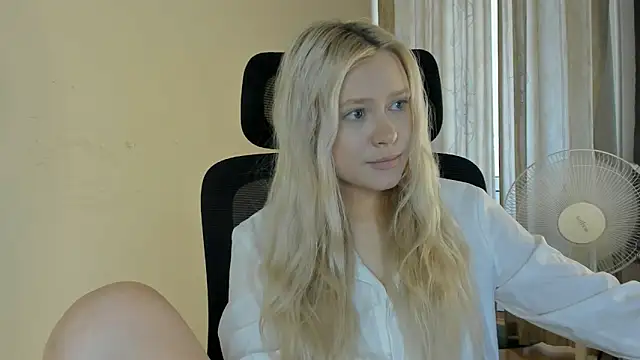 MidnightPoisen Live XXX chat