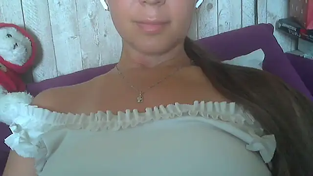 Chatroom XXX en direct de Bella--White