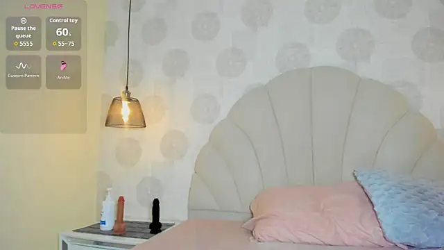 ROXXYBLOOM Chat XXX in diretta