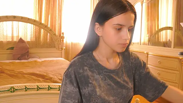 Онлайн чат XXX KarenaKukler