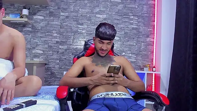 TheimperialBoys77 Pertunjukan Webcam