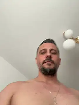 InsaneMattt's Live XXX Chat