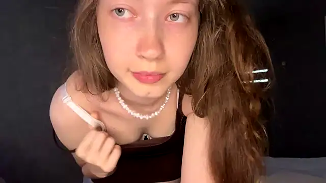 Emily_Mur_ 라이브 XXX 채팅