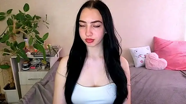 WildKittenX_'s Live XXX Chat