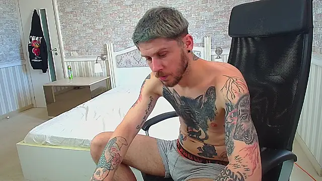 Czat XXX na żywo – JonahShaw