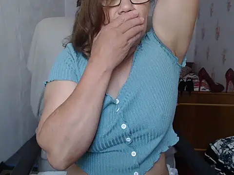 KittyyLaBeauty live XXX chat