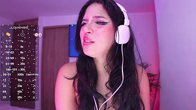 angel_rouse_'s Live XXX Chat