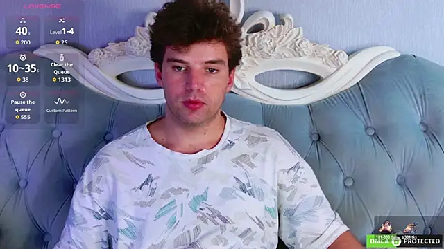 แชท XXX สดของ ArthurMeyers