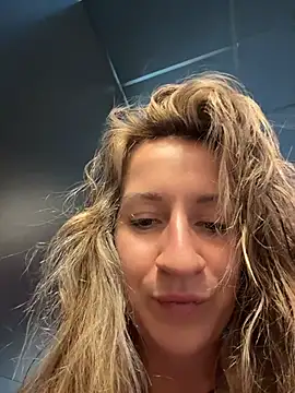 EvvaMur Chat XXX in diretta