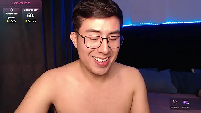 andrewmhilton_ 网络视讯表演