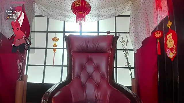 Aurora_Gatty Adlı Modelin Canlı XXX Sohbeti