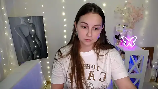 SweetPrincess_ Adlı Modelin Canlı XXX Sohbeti