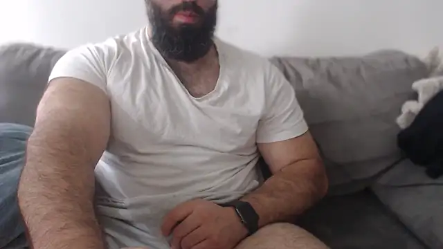 hugemachohandsome's Live XXX Chat