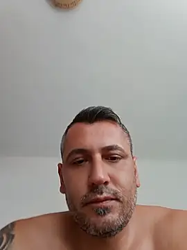 Aly-john85 Chat XXX live