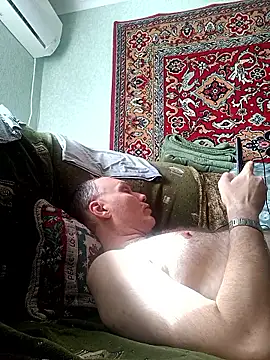 Pineapple04's Live XXX Chat
