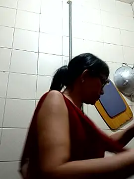 kelly_squirting: онлайн-секс-чат