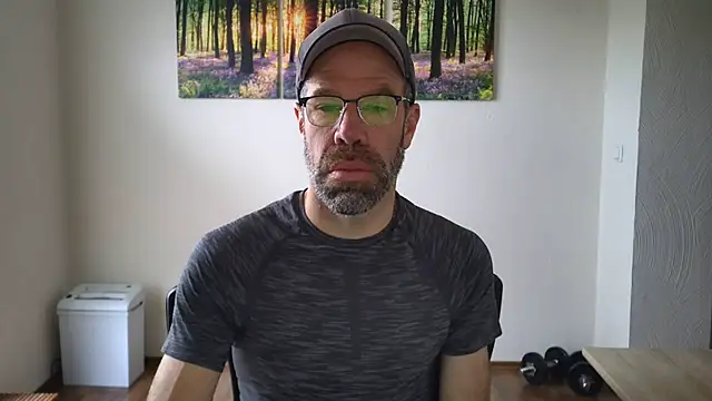 DaddyHarry_MatureStallion Webcam-Show