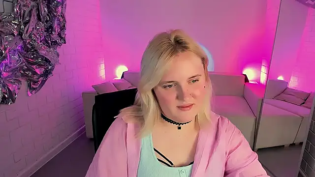 KathyBriggs Chat XXX in diretta