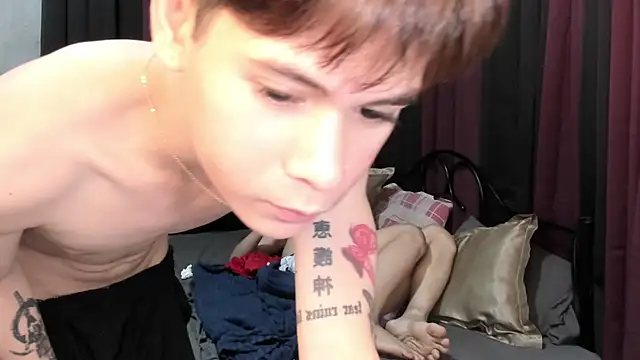 Онлайн чат XXX hotfreshdior