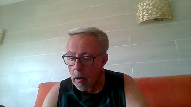 tuggy59 live XXX chat