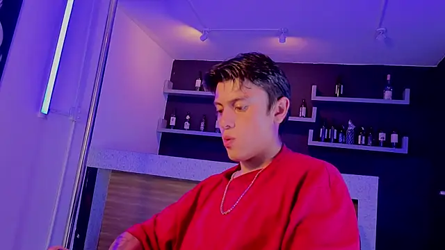 angel_still_: διαδικτυακό σόου στην κάμερα