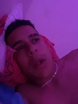 jhuan99 Chat XXX in diretta