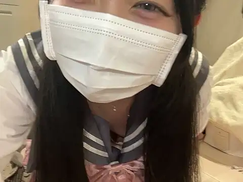 y-u-r-a-33 Live XXX-Chat