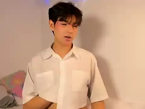 عرض كام Aleaurarashii
