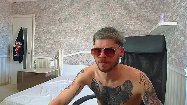 JonahShaw – Naživo XXX chat