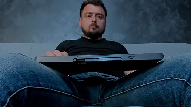 CLOUDYMARK Live XXX-chat