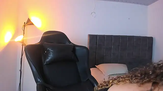 KayllaEvanss_'s Live XXX Chat
