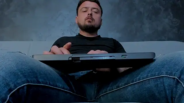 CLOUDYMARK Live XXX-chat
