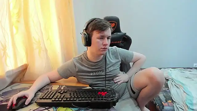 iliaskrislove's Webcam Show