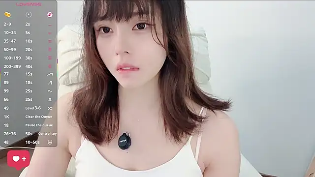 Živý XXX chat peachy_kiss