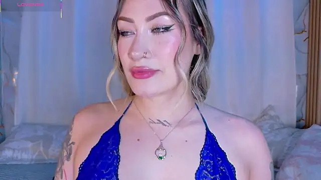 Lally_Valencia__ Adlı Modelin Canlı XXX Sohbeti