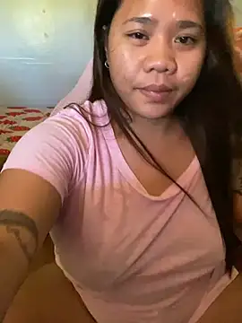 _UrSingleMamiBella_ Chat XXX in diretta