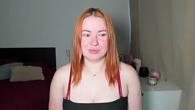 Онлайн чат XXX LAYLAxSTAR