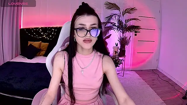 دردشة Ariella_Me الجنسية المباشرة